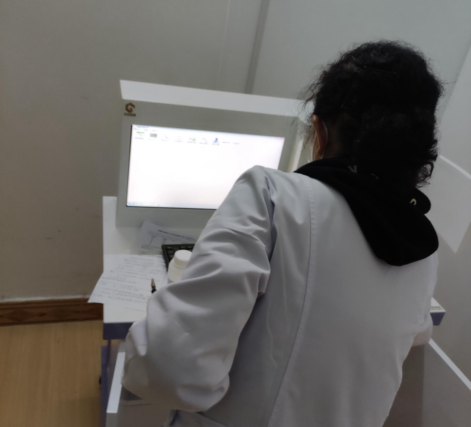 今日推薦：微量元素檢測儀在貴州安順康複中心醫院安裝完成